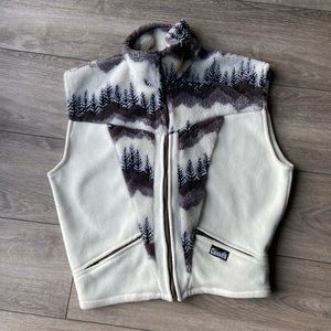 Vintage Canadiana Chunky Fleece Winter Tree Oversized Vest